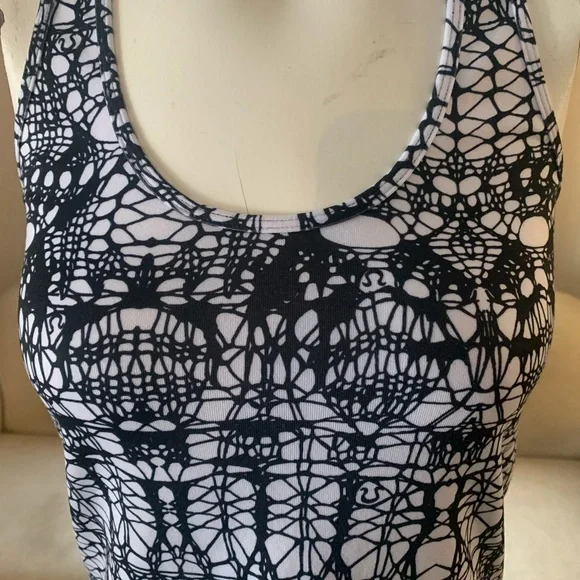 Lululemon Glacier Lace Cool Racer back tank top - Picture 5 of 13